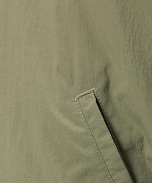 green label relaxing(グリーンレーベルリラクシング)の「CB N Onibegie MA-1 ① ブルゾン◆(MA-1・レディース・オフホワイト/オリーブ/ネイビー・40/38)」の10枚目の写真