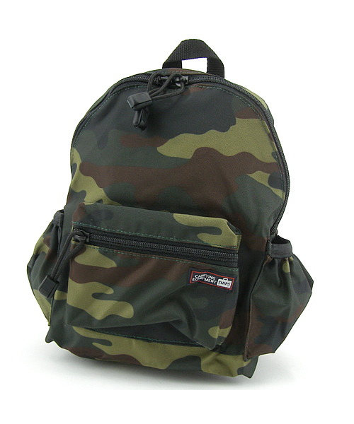 SHIPS KIDS（シップスキッズ）の「SHIPS CARRYING EQUIPMEN:デイ パック S（バックパック/リュック・キッズ・レッド/イエロー/ライトブルー/グリーン系カモフラージュ/オリーブ・ONE SIZE）」の5枚目の写真