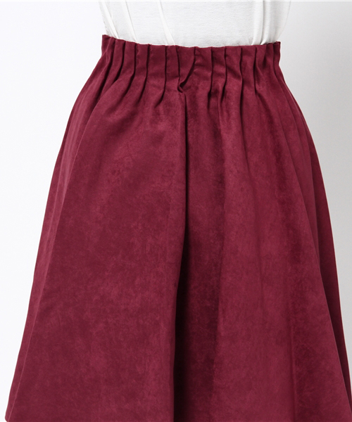 TRUDEA（トルディア）の「スエードフレアスカート（スカート・レディース・ベージュ/キャメル/カーキ/ワイン・MEDIUM/LARGE）」の9枚目の写真