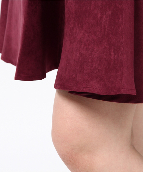 TRUDEA（トルディア）の「スエードフレアスカート（スカート・レディース・ベージュ/キャメル/カーキ/ワイン・MEDIUM/LARGE）」の10枚目の写真