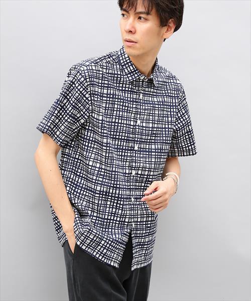 Adam Et Rope アダムエロペ の ハンドライティングパターン半袖シャツ シャツ ブラウス Wear