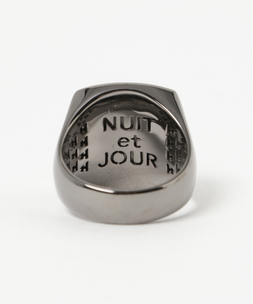 TOM WOOD（トムウッド）の「TOMWOOD (トムウッド) CLEAN CUSHION BLACK RING（リング・メンズ・ブラック・64/60/62/58）」の3枚目の写真