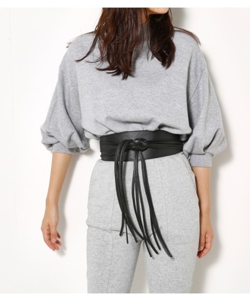 SLY（スライ）の「TUCK SLEEVE SW TOPS（Tシャツ/カットソー・レディース・トップグレー/ブラック/ワインレッド・1/2）」の3枚目の写真