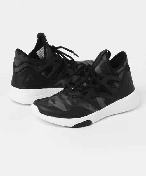 Reebok(リーボック)の「【2017秋冬新作】ハヤス LTD(スニーカー・レディース・ブラック系その他/ホワイト/ブラック・24.0cm/23.5cm/25.5cm/25.0cm/22.0cm/26.0cm/24.5cm/22.5cm/23.0cm)」の3枚目の写真
