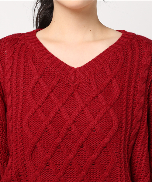 Denime(ドゥニーム)の「ケーブルプルオーバービッグシルエットニット(ニット/セーター・レディース・レッド/オフホワイト/ブラック/ベージュ/杢グレー/マスタード・FREE)」の10枚目の写真