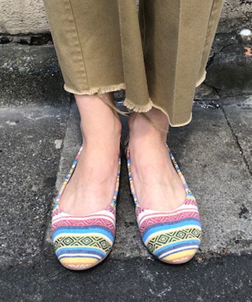 Minnetonka（ミネトンカ）の「【MINNETONKA/ミネトンカ】 ANNA  / アナ バレエシューズ（バレエシューズ・レディース・ホワイト/チャコールグレー/ブラック/ピンク/チョコ/ブラック×ホワイト/カラフル・6/8/5/7/9/10/5h/6h/7h）」の7枚目の写真