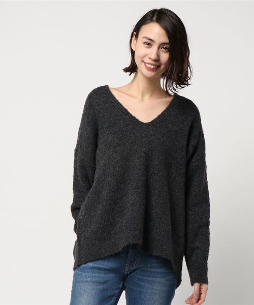 Samansa Mos2（サマンサ モスモス）の「ブークレＶネックプルオーバー（ニット/セーター・レディース・チャコールグレー/ベージュ/ピンク/ブルー/キナリ・ﾌﾘ-）」の3枚目の写真