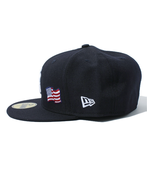 BEAMS（ビームス）の「NEW ERA / ニューヨーク・ヤンキース US FLAG（キャップ・メンズ・ネイビー・7 3/8/7 1/2）」の2枚目の写真