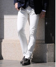 EVOLUTION | シンプルな定番　ストレッチスキニーパンツ　テーパード(チノパンツ)