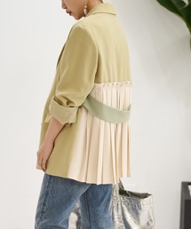 Eimee Law�i�G�C�~�[���E�j�́u�yEimee Law�z�o�b�N�v���[�c�W���P�b�g�i�e�[���[�h�W���P�b�g�j�v