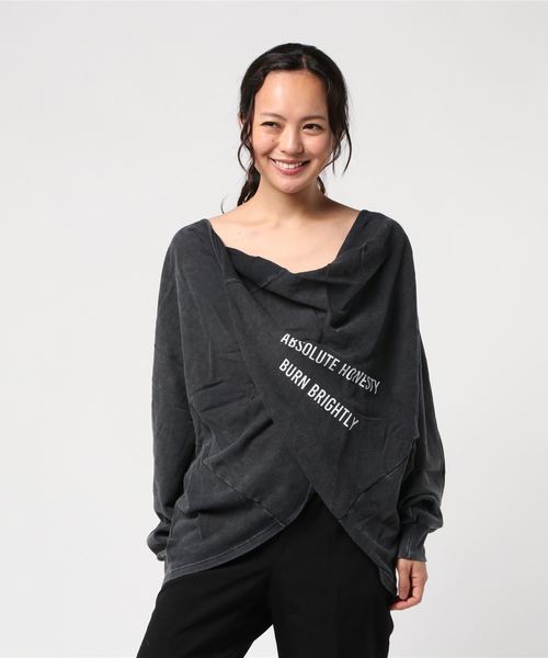 ROGER AND RAW（ロジャーアンドロウ）の「Roger&Raw / プリント入りドレープチュニック（スウェット・レディース・ブラック/ネイビー/グレー/ホワイト・M）」の7枚目の写真