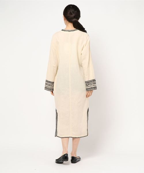 sara mallika（サラ マリカ）の「sara mallika 刺繍ワンピース