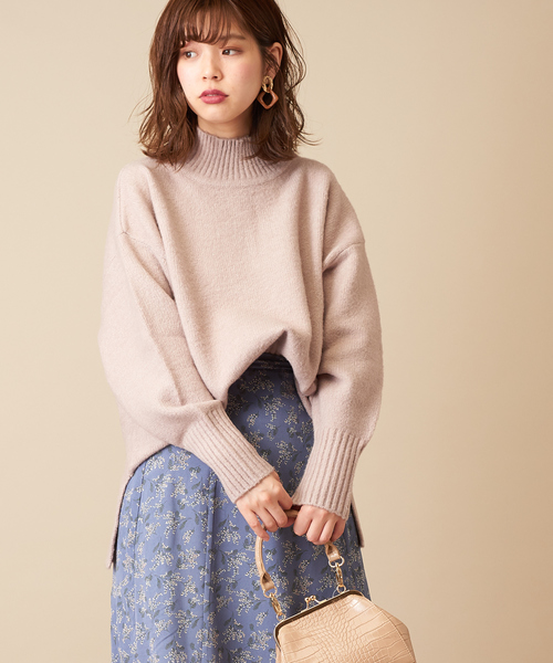 natural couture（ナチュラルクチュール）の「ふわもち厚手タートルニット（ニット/セーター・レディース・オフホワイト/グレー/モカ/グレイッシュベージュ/ミント/イエロー・FREE）」の4枚目の写真