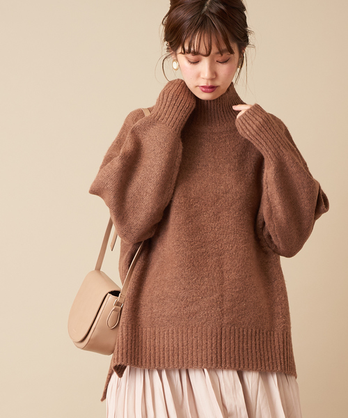 natural couture（ナチュラルクチュール）の「ふわもち厚手タートルニット（ニット/セーター・レディース・オフホワイト/グレー/モカ/グレイッシュベージュ/ミント/イエロー・FREE）」の3枚目の写真