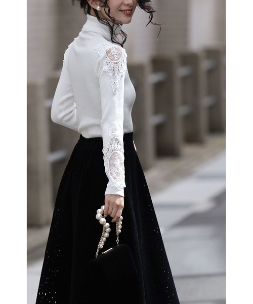 cawaii（カワイイ）の「美しく透ける肩レースのタートルネックニットトップス（ニット/セーター・レディース・ホワイト/ライトグレー/ブラック/ネイビー/ブラウン/グレー/ワインレッド/モカ/ベージュ系その他/ブルー系その他・M/XL/3L）」の18枚目の写真