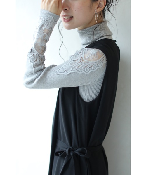 cawaii（カワイイ）の「美しく透ける肩レースのタートルネックニットトップス（ニット/セーター・レディース・ホワイト/ライトグレー/ブラック/ネイビー/ブラウン/グレー/ワインレッド/モカ/ベージュ系その他/ブルー系その他・M/XL/3L）」の14枚目の写真