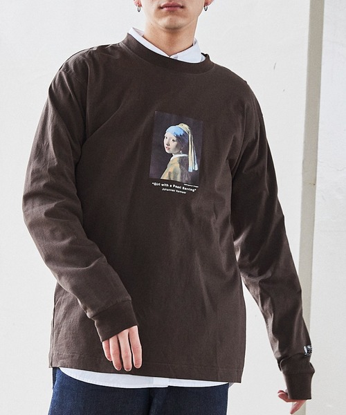 MONO-MART（モノマート）の「別注プリントART ビッグシルエット アートプリント L/Sカットソー（Tシャツ/カットソー・メンズ・ホワイト系その他/ブラック系その他/ベージュ系その他/グリーン系その他/ホワイト系その他2/ホワイト系その他3/ブラック系その他2/ブラック系その他3/ベージュ系その他2/ベージュ系その他3/グリーン系その他2/グリーン系その他3/ホワイト系その他4/その他/ブラウン系その他2/ブラウン系その他3/ブラウン系その他4/ブラウン系その他5/ブラウン系その他6/ブラウン系その他7/ベージュ系その他4/ベージュ系その他5/ベージュ系その他6/ベージュ系その他7/グリーン系その他4/グリーン系その他5/グリーン系その他6/グリーン系その他7/グレイッシュベージュ/その他12/その他13/ホワイト系その他5/ホワイト系その他6/ホワイト系その他7/ブラック系その他4/ブラック系その他5/ブラック系その他6/ブラック系その他7/その他6/その他7/その他8/その他9/その他10/その他11/その他5/ブラウン系その他/その他1/その他2/その他3/その他4/サンドベージュ/ブラック/ホワイト/ダークグリーン/ダークブラウン/その他14・FREE/M/XL）」の18枚目の写真