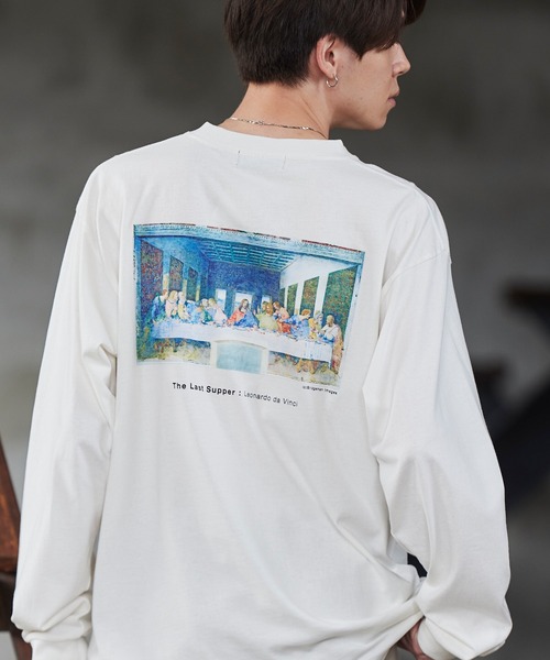 MONO-MART（モノマート）の「別注プリントART ビッグシルエット アートプリント L/Sカットソー（Tシャツ/カットソー・メンズ・ホワイト系その他/ブラック系その他/ベージュ系その他/グリーン系その他/ホワイト系その他2/ホワイト系その他3/ブラック系その他2/ブラック系その他3/ベージュ系その他2/ベージュ系その他3/グリーン系その他2/グリーン系その他3/ホワイト系その他4/その他/ブラウン系その他2/ブラウン系その他3/ブラウン系その他4/ブラウン系その他5/ブラウン系その他6/ブラウン系その他7/ベージュ系その他4/ベージュ系その他5/ベージュ系その他6/ベージュ系その他7/グリーン系その他4/グリーン系その他5/グリーン系その他6/グリーン系その他7/グレイッシュベージュ/その他12/その他13/ホワイト系その他5/ホワイト系その他6/ホワイト系その他7/ブラック系その他4/ブラック系その他5/ブラック系その他6/ブラック系その他7/その他6/その他7/その他8/その他9/その他10/その他11/その他5/ブラウン系その他/その他1/その他2/その他3/その他4/サンドベージュ/ブラック/ホワイト/ダークグリーン/ダークブラウン/その他14・FREE/M/XL）」の4枚目の写真