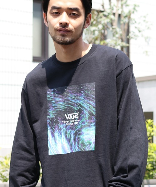 VANS(バンズ)の「VANS/ヴァンズ Moving Ray FLV L/S T-Shirt ロンT(Tシャツ/カットソー・メンズ・ブラック/ホワイト・L/M/XL)」の2枚目の写真