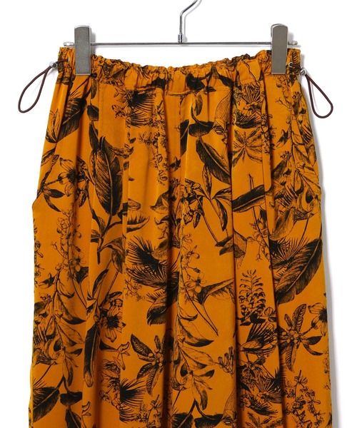 EARIH（アーリ）の「【EARIH】ボタニカルプリントワイドパンツ（その他  