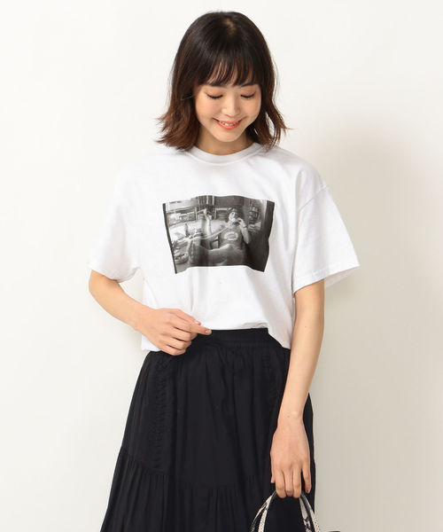 GOOD ROCK SPEED（グッドロックスピード）の「GOOD ROCK SPEED:Roberta Bayleyビッグプリント TEE（Tシャツ/カットソー・レディース・ホワイト/ライトグレー・ONE SIZE）」の7枚目の写真