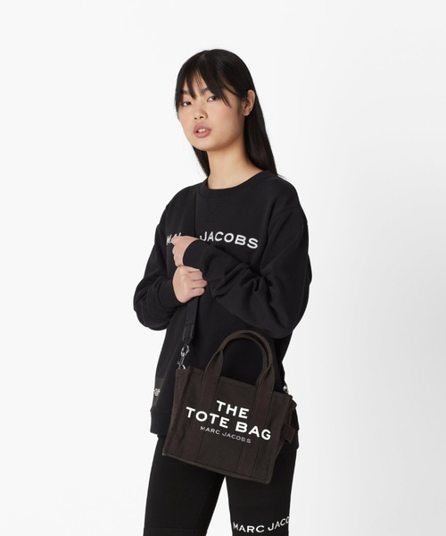 【国内即発】マークジェイコブス CANVAS SMALL TOTE 001 MARC JACOBS（マークジェイコブス）の「THE CANVAS SMALL TOTE