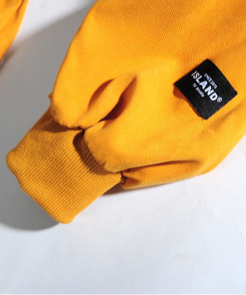 neos(ネオス)の「【neos -addictive design-】ビッグシルエット ピーチスキン バルーンスリーブ クルーネック スウェット(スウェット・メンズ・ホワイト/ブラック/イエロー/ブルー/ピンクベージュ・MEDIUM/LARGE/X-LARGE)」の8枚目の写真