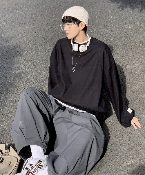 neos(ネオス)の「【neos -addictive design-】ビッグシルエット ピーチスキン バルーンスリーブ クルーネック スウェット(スウェット・メンズ・ホワイト/ブラック/イエロー/ブルー/ピンクベージュ・MEDIUM/LARGE/X-LARGE)」の13枚目の写真