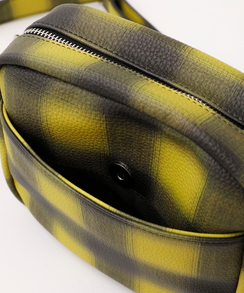 Xgirl（エックスガール）の「FAUX LEATHER SHOULDER BAG（ショルダーバッグ）」 WEAR