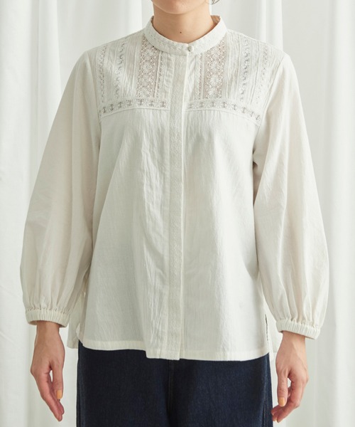 Lene(レネ)の「アンティークレース 切り替えブラウス(シャツ/ブラウス・レディース・ホワイト/ネイビー・FREE)」の13枚目の写真