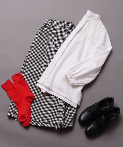 Lene(レネ)の「アンティークレース 切り替えブラウス(シャツ/ブラウス・レディース・ホワイト/ネイビー・FREE)」の4枚目の写真