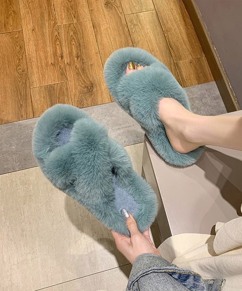 TABI PAL（タビパル）の「【TABI PAL】あったか　クロスデザイン ファー スリッパ（ルームシューズ/スリッパ・レディース・イエロー/ブルー/ベージュ/オレンジ/ピンク/ブラック/ピンク系その他・23.5cm/24.5cm/24cm/25cm/22.5cm/23cm）」の14枚目の写真