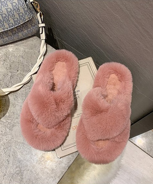 TABI PAL（タビパル）の「【TABI PAL】あったか　クロスデザイン ファー スリッパ（ルームシューズ/スリッパ・レディース・イエロー/ブルー/ベージュ/オレンジ/ピンク/ブラック/ピンク系その他・23.5cm/24.5cm/24cm/25cm/22.5cm/23cm）」の21枚目の写真