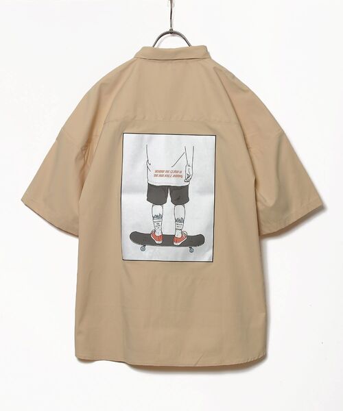 TIMELY WARNING（タイムリーワーニング）の「Timely Warning / バックプリント 半袖ビッグシャツ（シャツ/ブラウス・メンズ・ホワイト/スカイブルー/ブラック/サンドベージュ/A/B/C/オレンジ系その他4・MEDIUM/LARGE）」の11枚目の写真