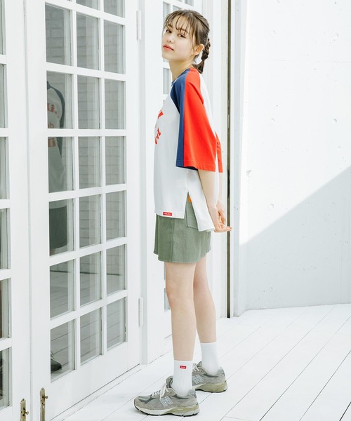 MILKFED.(ミルクフェド)の「BICOLOR RAGLAN TOP(Tシャツ/カットソー・レディース・ライトブルー/ブラック/ネイビー・ONE SIZE)」の8枚目の写真