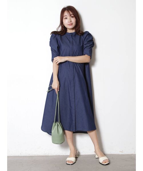 THE DAYZ TOKYO（ザデイズトーキョー）の「【THE DAYZ TOKYO】デニムパワショルシャツワンピース（ワンピース・レディース・ネイビー・FREE）」の5枚目の写真