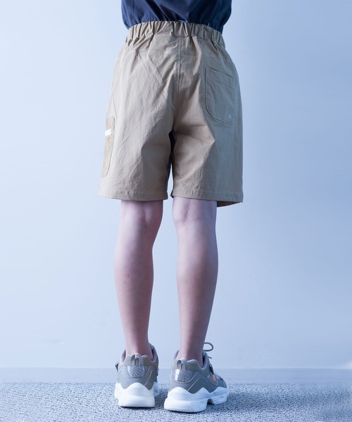 瞬足（シュンソク）の「瞬足/キッズ/ 24/7.techカーゴショートパンツ/SSA4020（カーゴパンツ・キッズ・チャコール/カーキ/ベージュ・L/M/S/XL）」の10枚目の写真