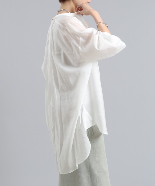 DouDou（ドゥドゥ）の「オーバーチュニックシャツ（シャツ/ブラウス・レディース・オフホワイト/グリーン/パープル・FREE）」の12枚目の写真