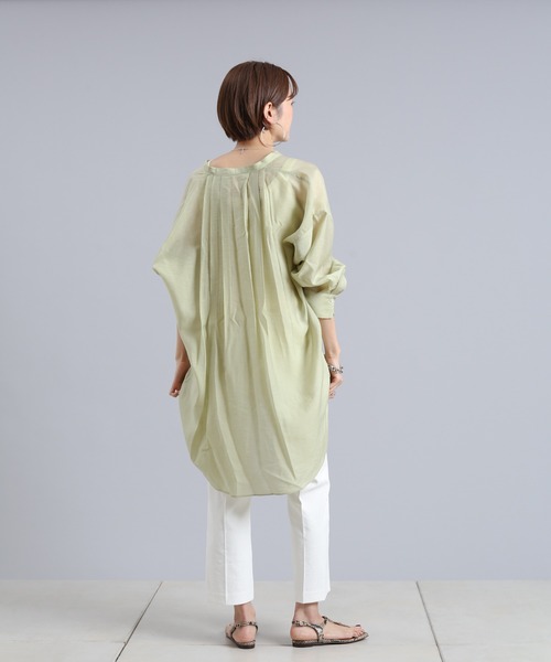 DouDou（ドゥドゥ）の「オーバーチュニックシャツ（シャツ/ブラウス・レディース・オフホワイト/グリーン/パープル・FREE）」の22枚目の写真