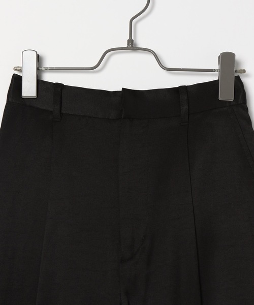 PAGEBOY（ページボーイ）の「クリアリネンショートトラウザー（その他パンツ・レディース・ブラック/ブラウン系その他/グレイッシュベージュ・FREE）」の20枚目の写真