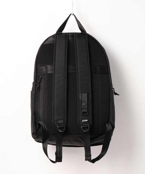 THE BROWN BUFFALO（ザブラウンバッファロー）の「【THE BROWN BUFFALO/ザ ブラウン バッファロー】STANDARD ISSULE BACKPACK（バックパック/リュック・メンズ・ブラック/ベージュ系その他・FREE）」の3枚目の写真