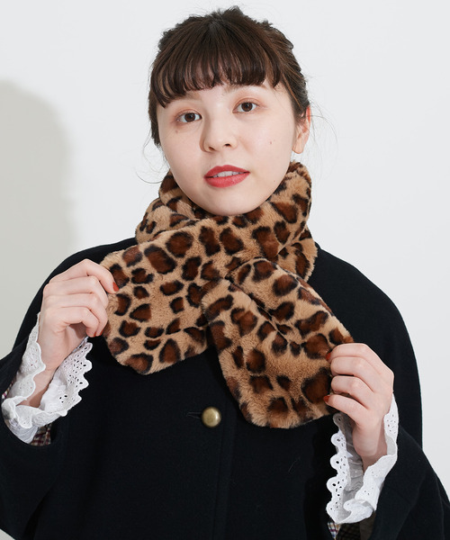 CHILD WOMAN（チャイルドウーマン）の「レオパード フェイクファー ミニマフラー（マフラー・レディース・ブラウン・FREE）」の4枚目の写真