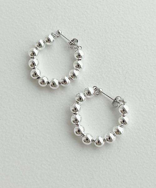 apres jour mignon(アプレジュールミニョン)の「【apresjour mignon×ARIAZ】ボールフープピアス(ピアス(両耳用)・レディース・その他/ゴールド/シルバー・ONESIZE)」の1枚目の写真
