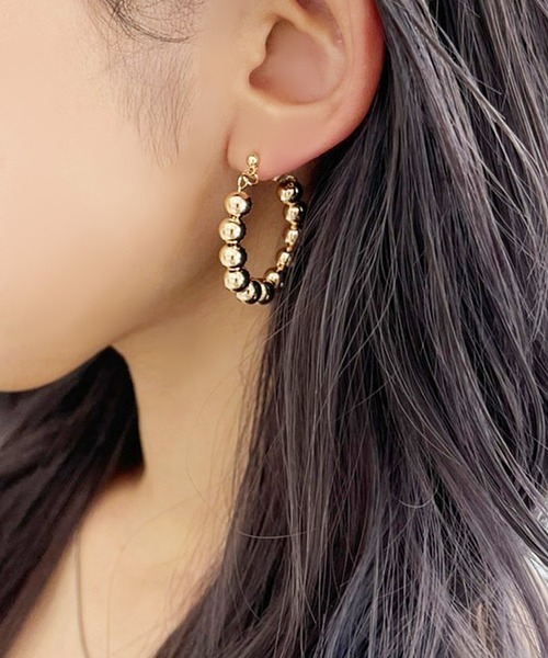 apres jour mignon(アプレジュールミニョン)の「【apresjour mignon×ARIAZ】ボールフープピアス(ピアス(両耳用)・レディース・その他/ゴールド/シルバー・ONESIZE)」の2枚目の写真