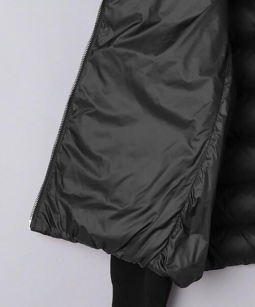 MONCLER(モンクレール)の「<MONCLER (モンクレール)>ダウン コンビ カーディガン ■■■(ダウンジャケット/コート・レディース・ベージュ/ブラック・SMALL/X-SMALL)」の9枚目の写真