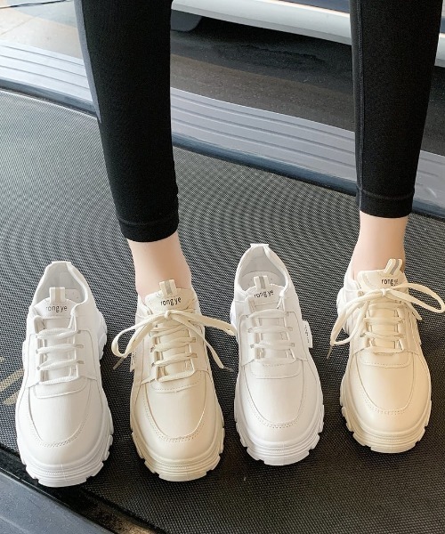 Shoes in Closet（シューズインクローゼット）の「軽量厚底 ボリュームソール サイドタグ ダッドスニーカー 54（スニーカー・レディース・ホワイト/ベージュ・M/XS/L/LL/S）」の11枚目の写真