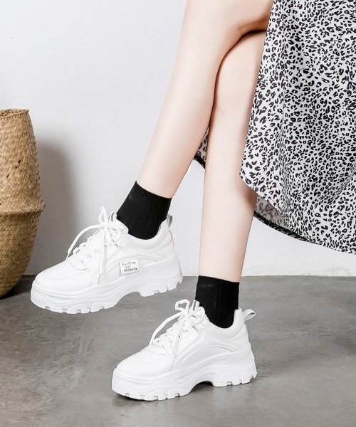 Shoes in Closet（シューズインクローゼット）の「軽量厚底 ボリュームソール サイドタグ ダッドスニーカー 54（スニーカー・レディース・ホワイト/ベージュ・M/XS/L/LL/S）」の19枚目の写真