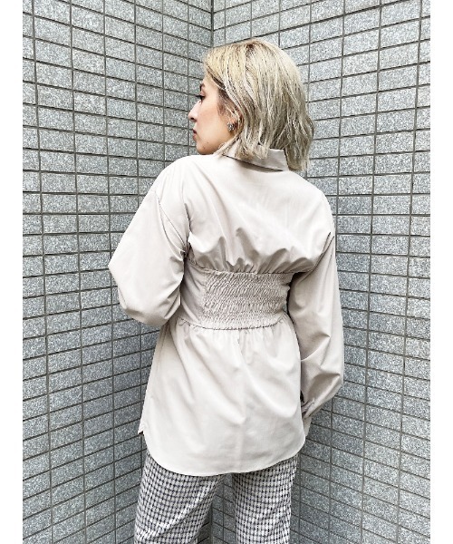 ENVYM（アンビー）の「ビスチェＢｌｏｕｓｅ（シャツ/ブラウス・レディース・ホワイト/ベージュ/ブラック・FREE）」の17枚目の写真