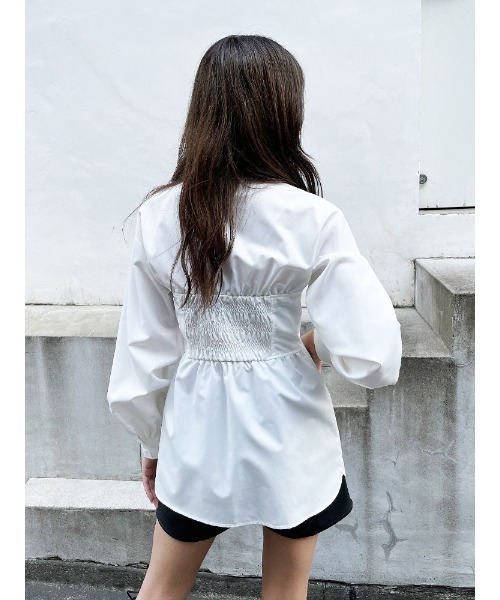 ENVYM（アンビー）の「ビスチェＢｌｏｕｓｅ（シャツ/ブラウス・レディース・ホワイト/ベージュ/ブラック・FREE）」の10枚目の写真