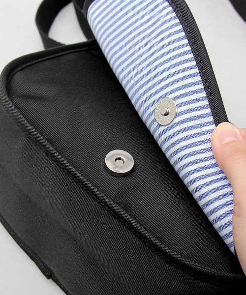 moz（モズ）の「メランジコンビ フラップトップ ミニショルダーバッグ リフレクトチャーム付き（ショルダーバッグ・レディース・ブラック/グレー/グレー系その他・FREE）」の14枚目の写真